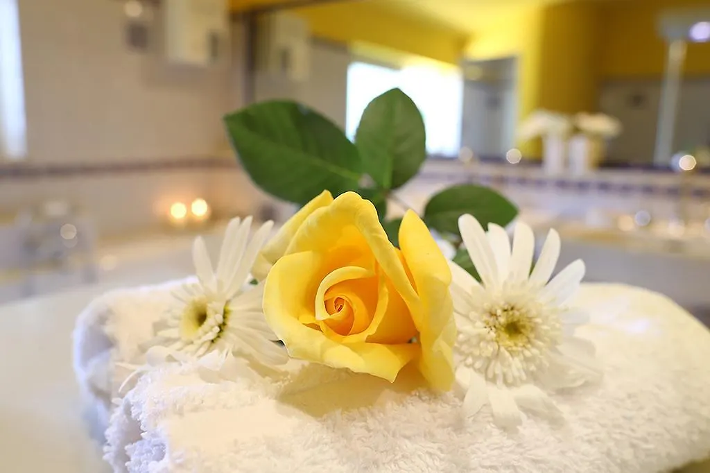 B&B La Villa Giardini Naxos Bed & Breakfast
