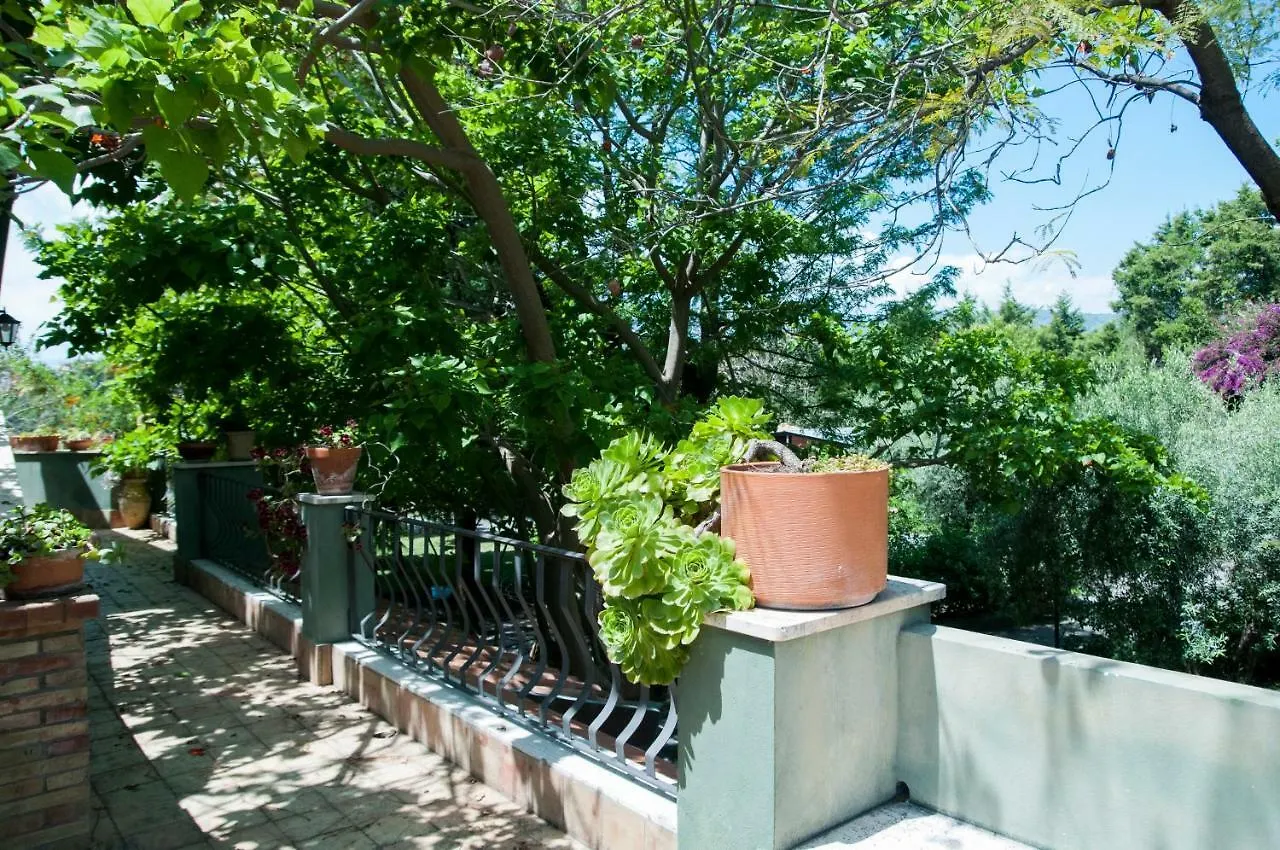 Bed & Breakfast B&B La Villa Giardini Naxos