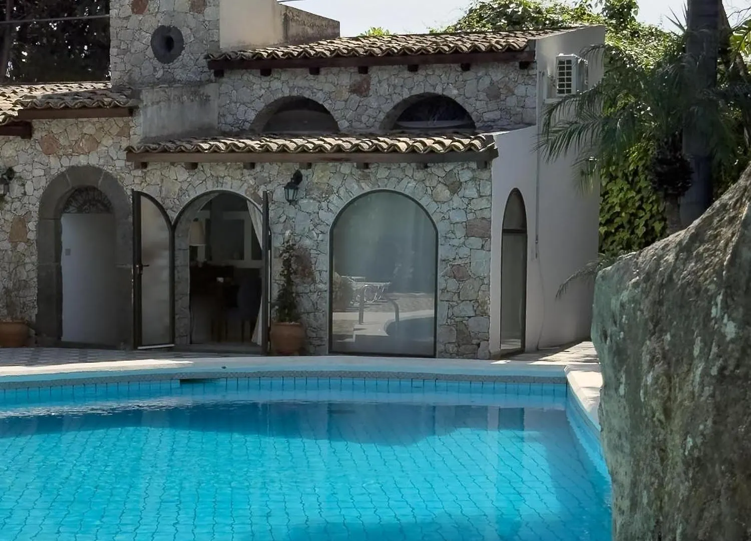 B&B La Villa Giardini Naxos Bed & Breakfast