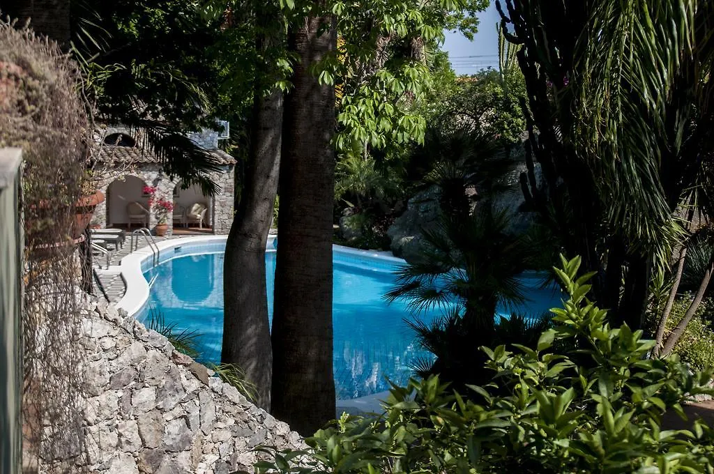 B&B La Villa Giardini Naxos Bed & Breakfast