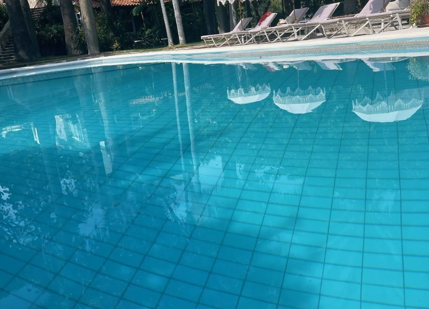 גיארדיני נאקסוס B&B La Villa 3*, גיארדיני נאקסוס