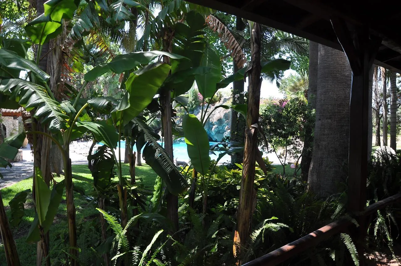 לינה וארוחת בוקר גיארדיני נאקסוס B&B La Villa